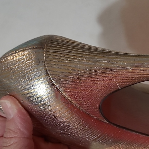 Jessica Simpson gold & silver heels size 8.5 - Picture 12 of 13